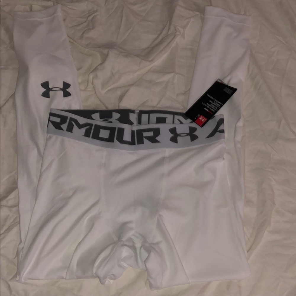 Under Armour - Picture 2 of 4